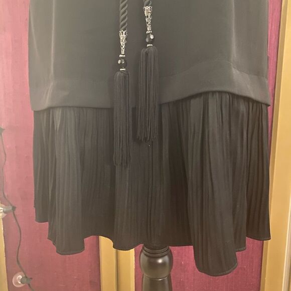 Sisley belted dress, size 4 - Picture 2 of 13